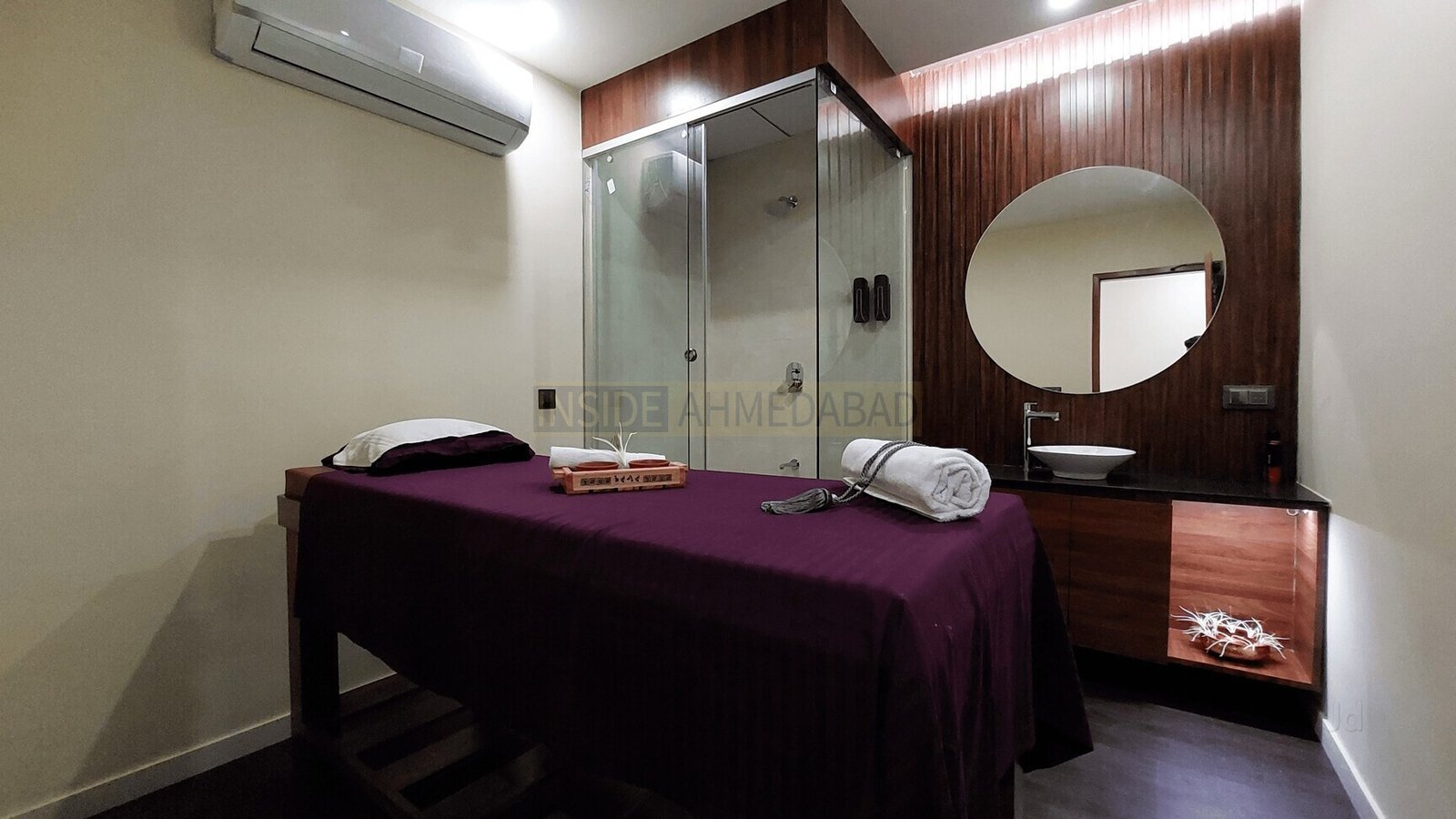 Anong Spa in Thaltej in Thaltej