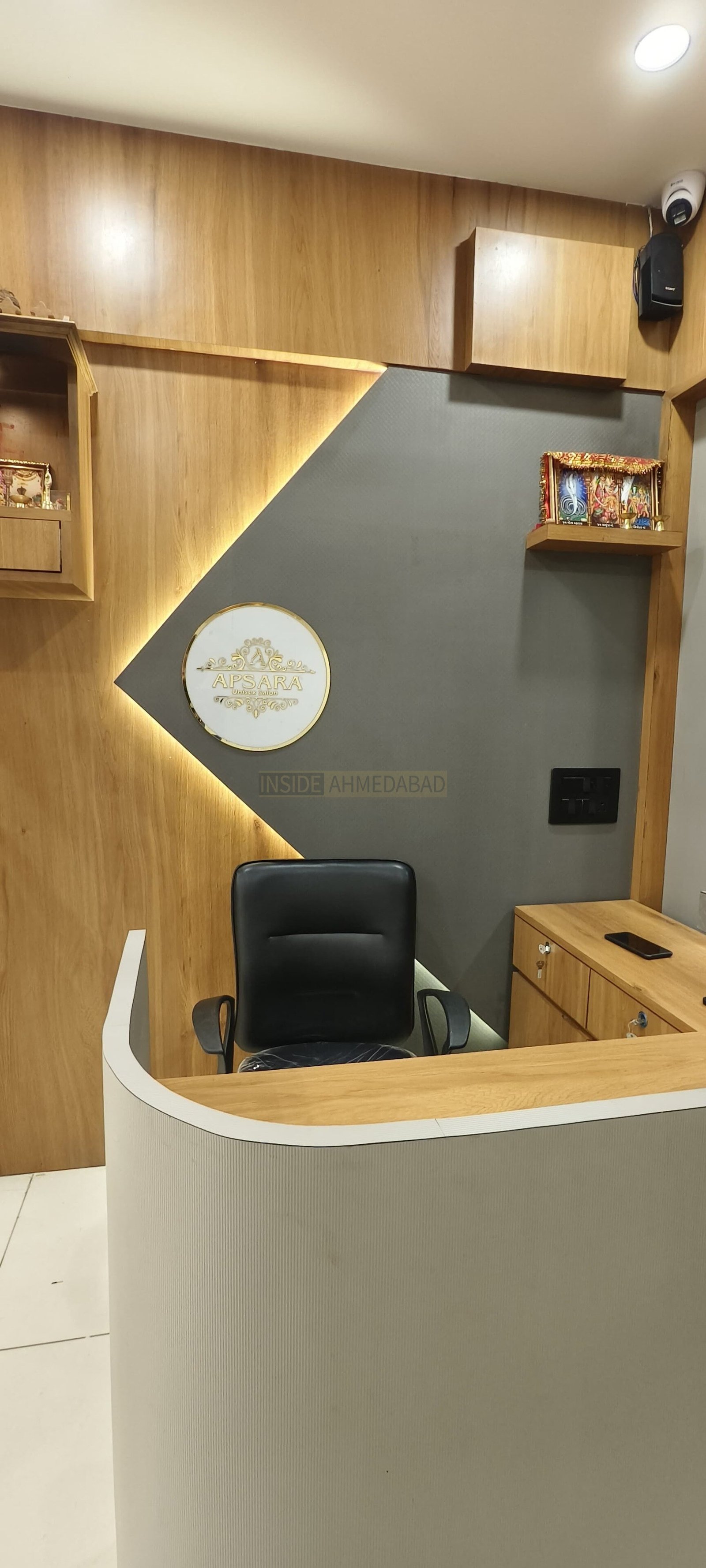Apsara The Unisex Salon in Gota in Gota