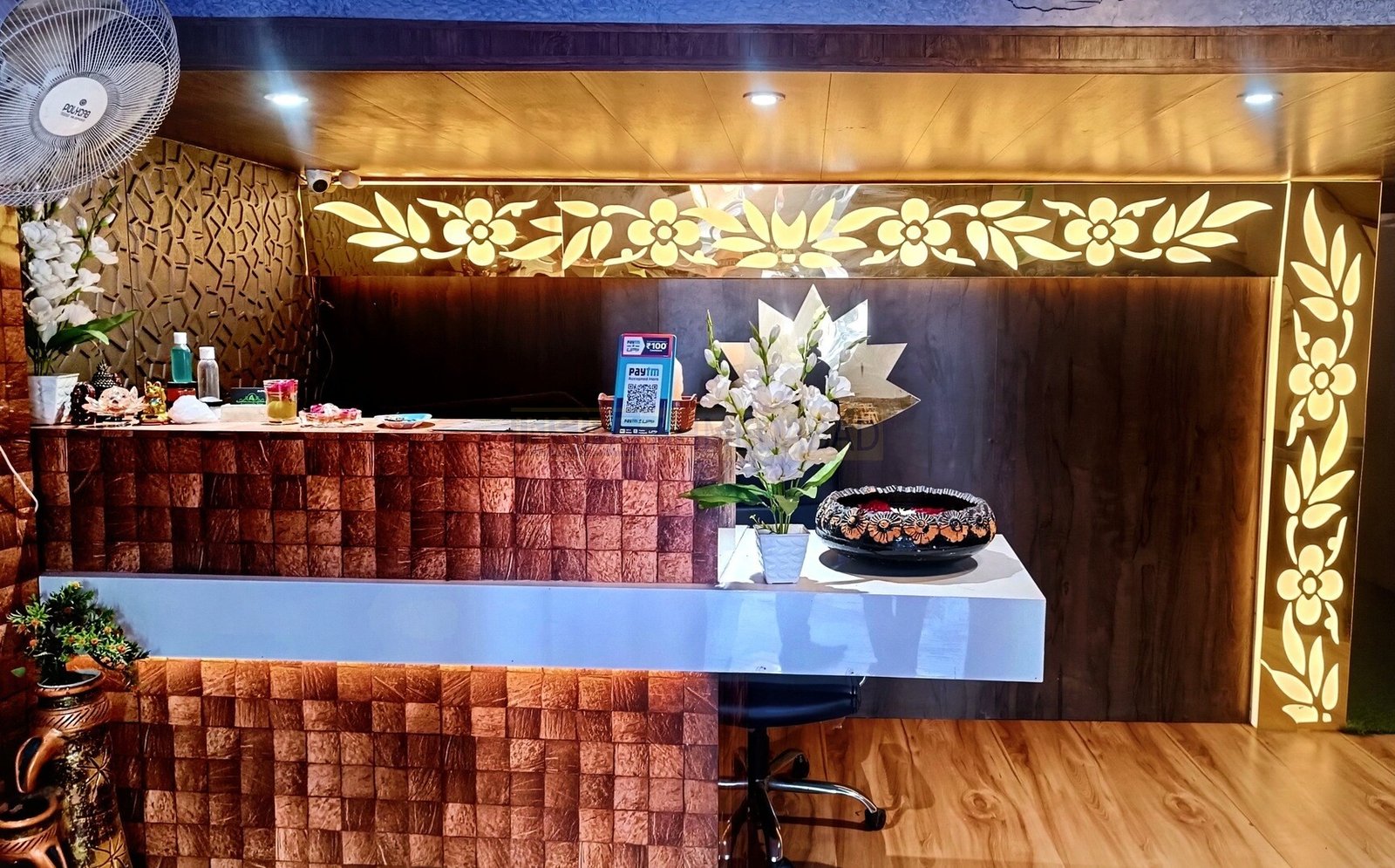 Ayurveda Spa in Drive In Road in Drive In Road
