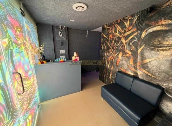 Blue moon spa in Bopal