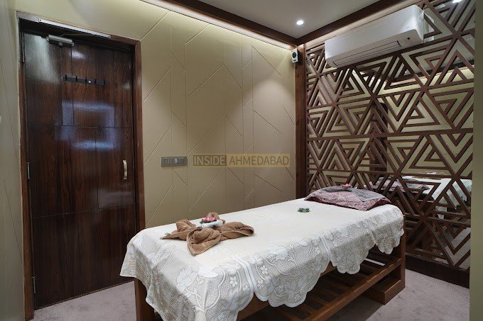 Blue Sea Thai Spa in Satellite