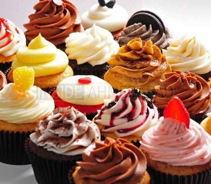 Buttercupp A Cupcake Shoppe in Bodakdev
