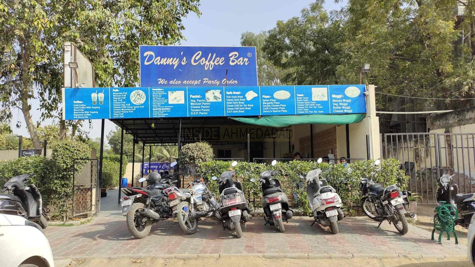 Dannys Coffee Bar in Bopal in Bopal
