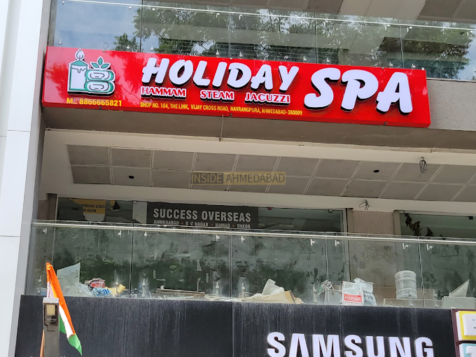 HOLIDAY SPA in Navrangpura