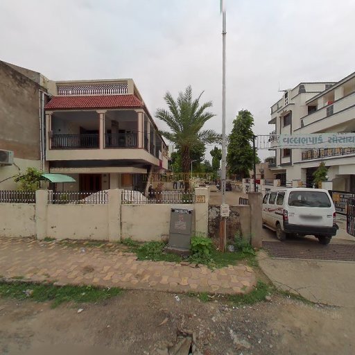 KUM KUM BEAUTY PARLOUR in Sabarmati