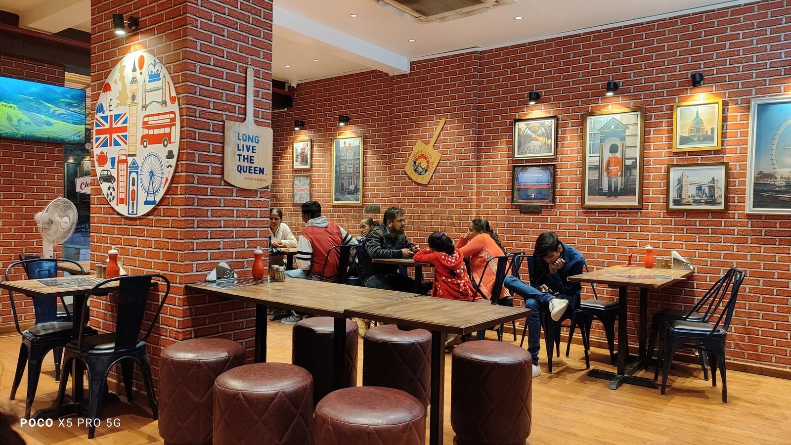 London Yard Pizza in Jagatpur