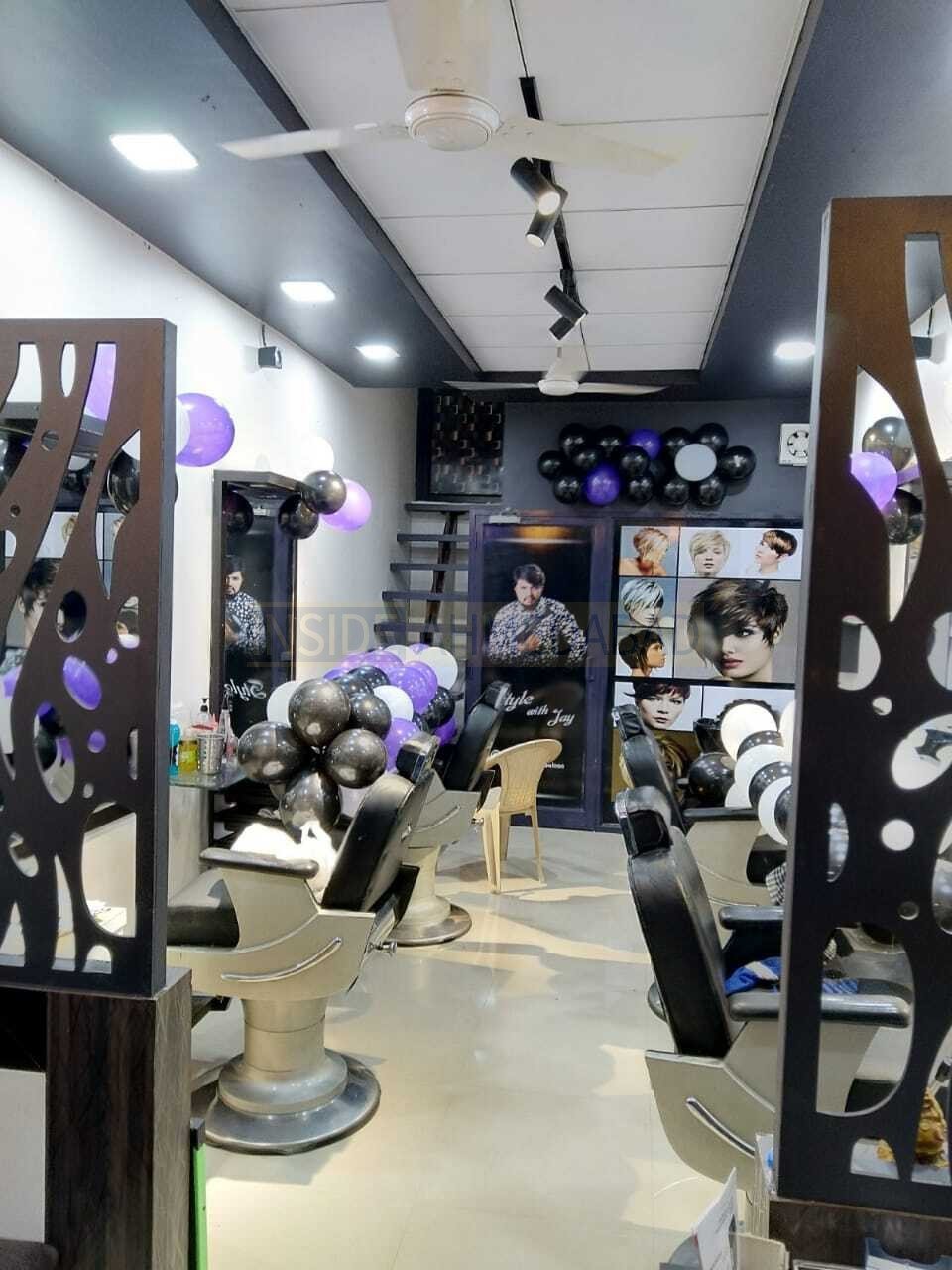 Make Over Family Salon in Isanpur in Isanpur