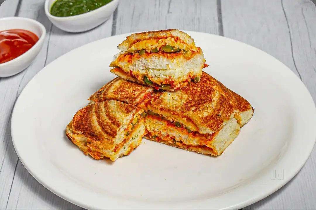 Manekchowk Pizza & Sandwich in Gota