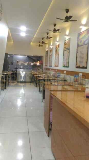 Maruti Coffee Shop in Shahibaug
