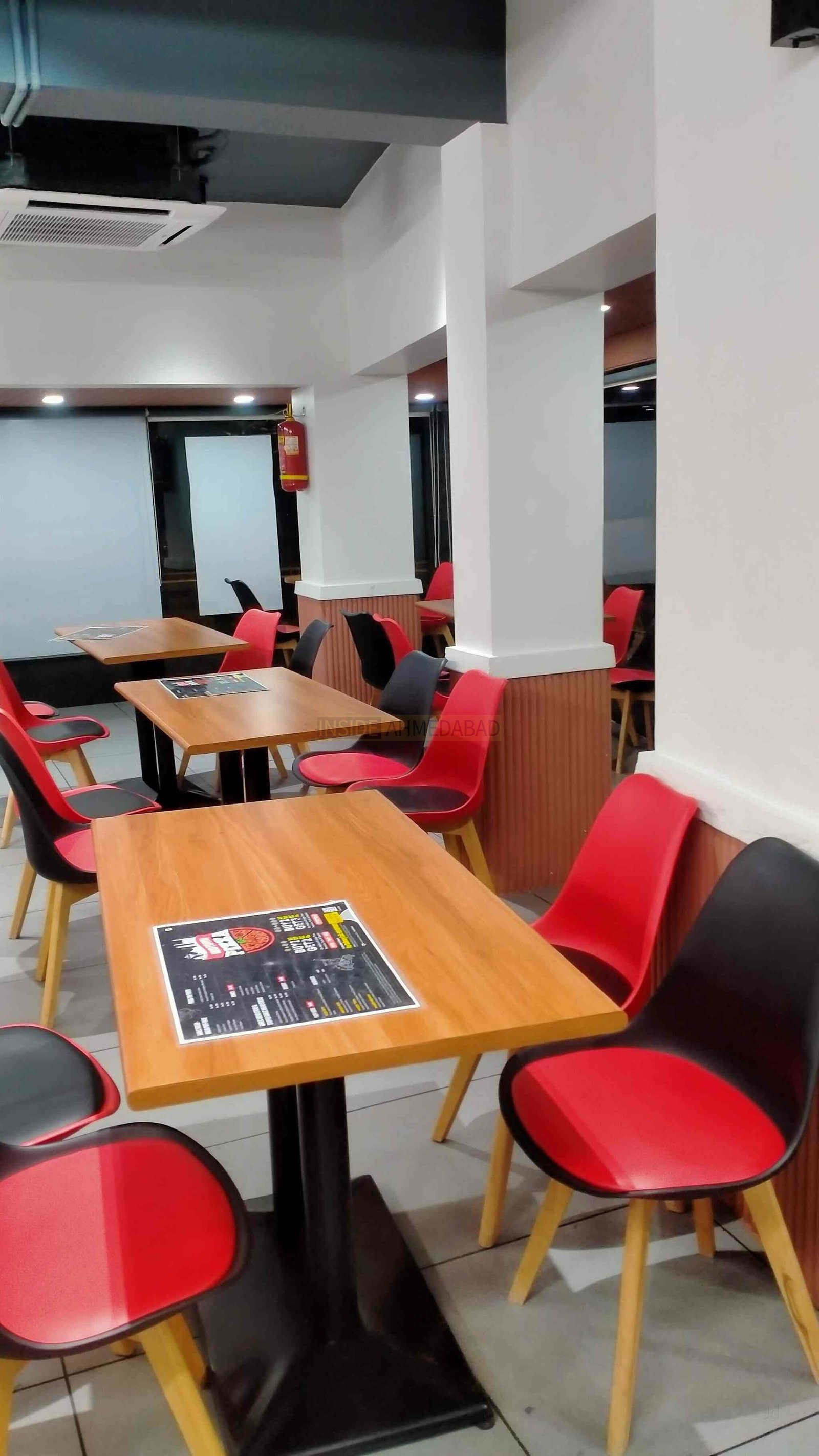 Mid Town Pizza in Maninagar