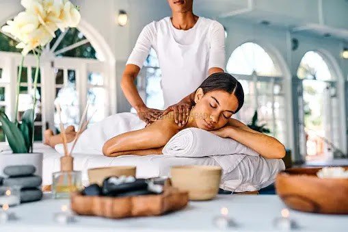 Monalisa Spa & Home Massage Service in Wadaj