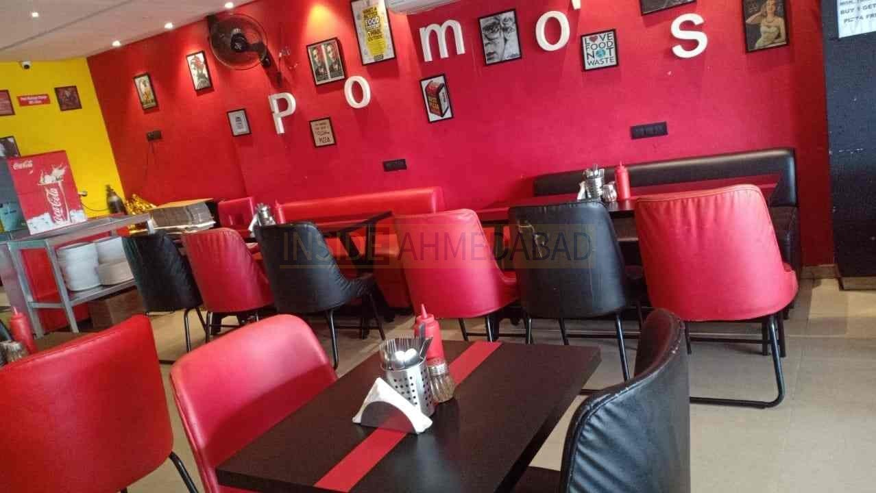 Pomo's Pizza in Maninagar