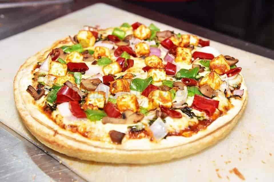 Puffizza in Maninagar