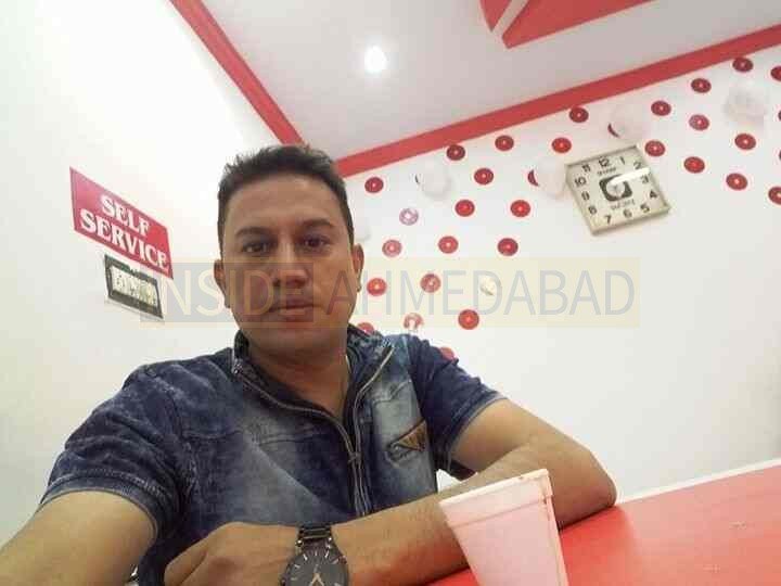 Ratlam Cafe House in Makarba in Makarba