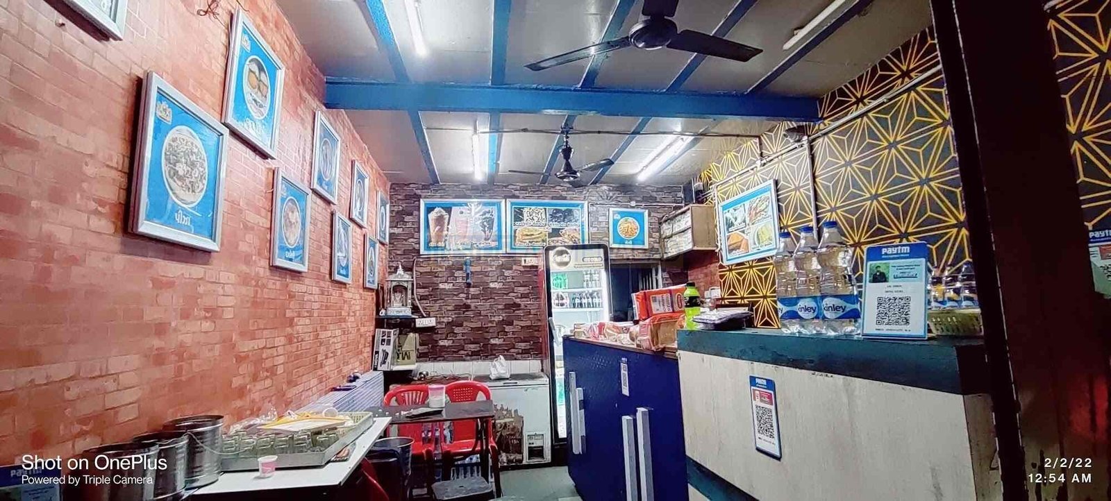 Royal Fast Food & Cafe Sandwich & Pizza in Shahibaug