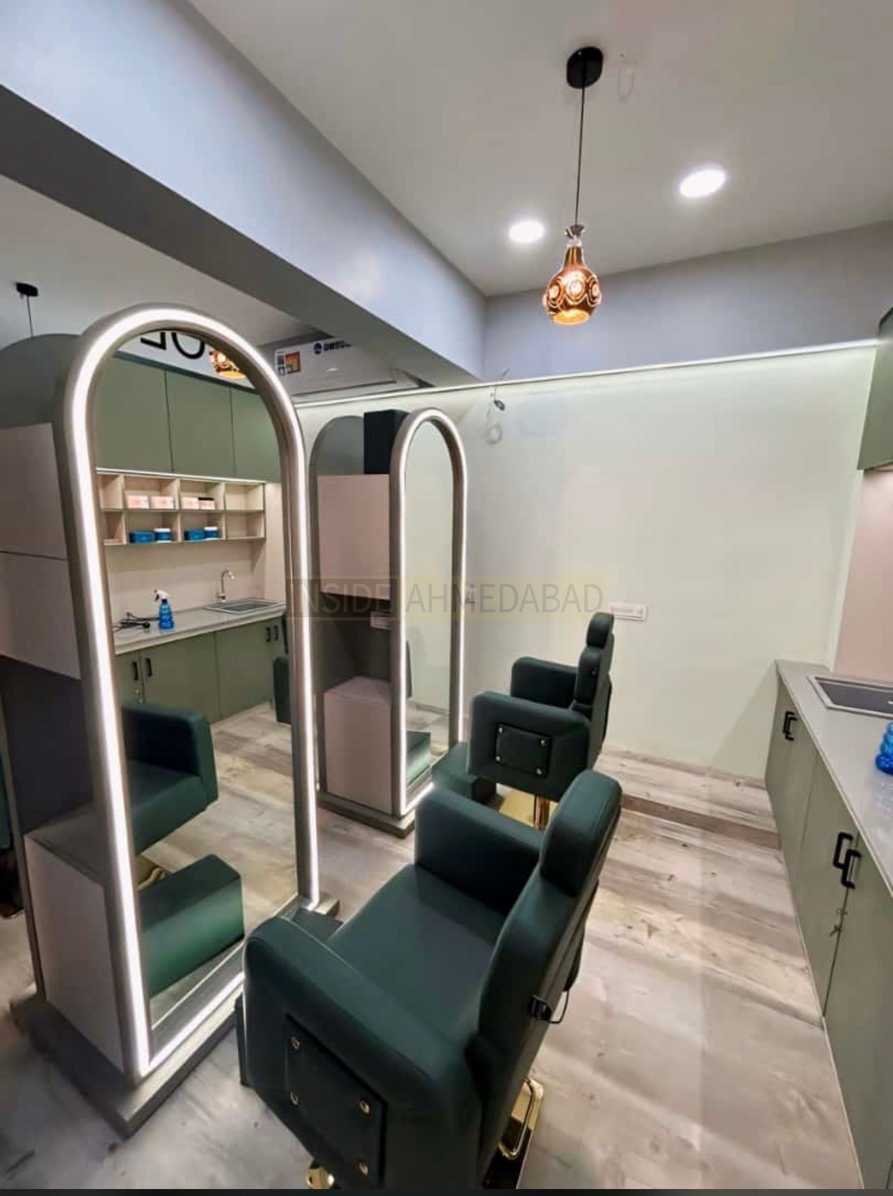 Tara Bridal Studio & Acadamey in Isanpur in Isanpur