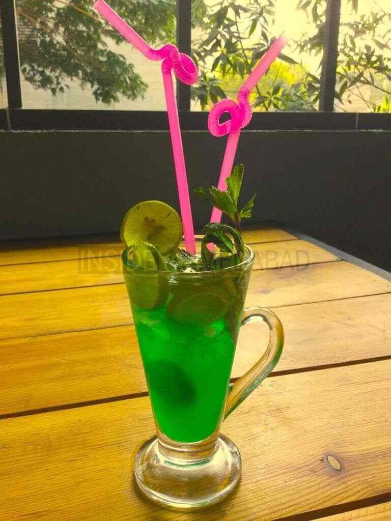 Tephra Lounge in Bodakdev