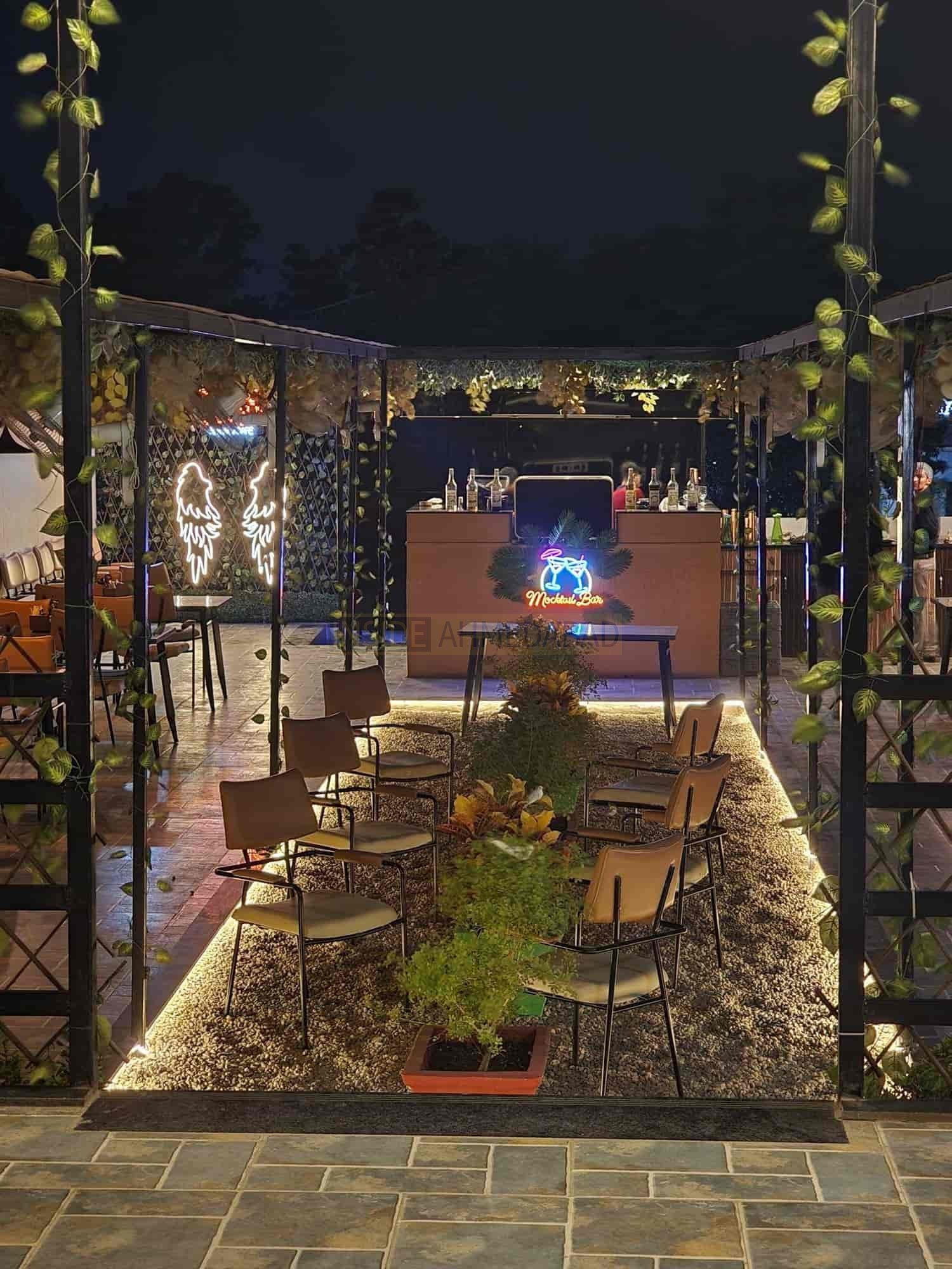 Tetto Bistro Cafe in Shilaj