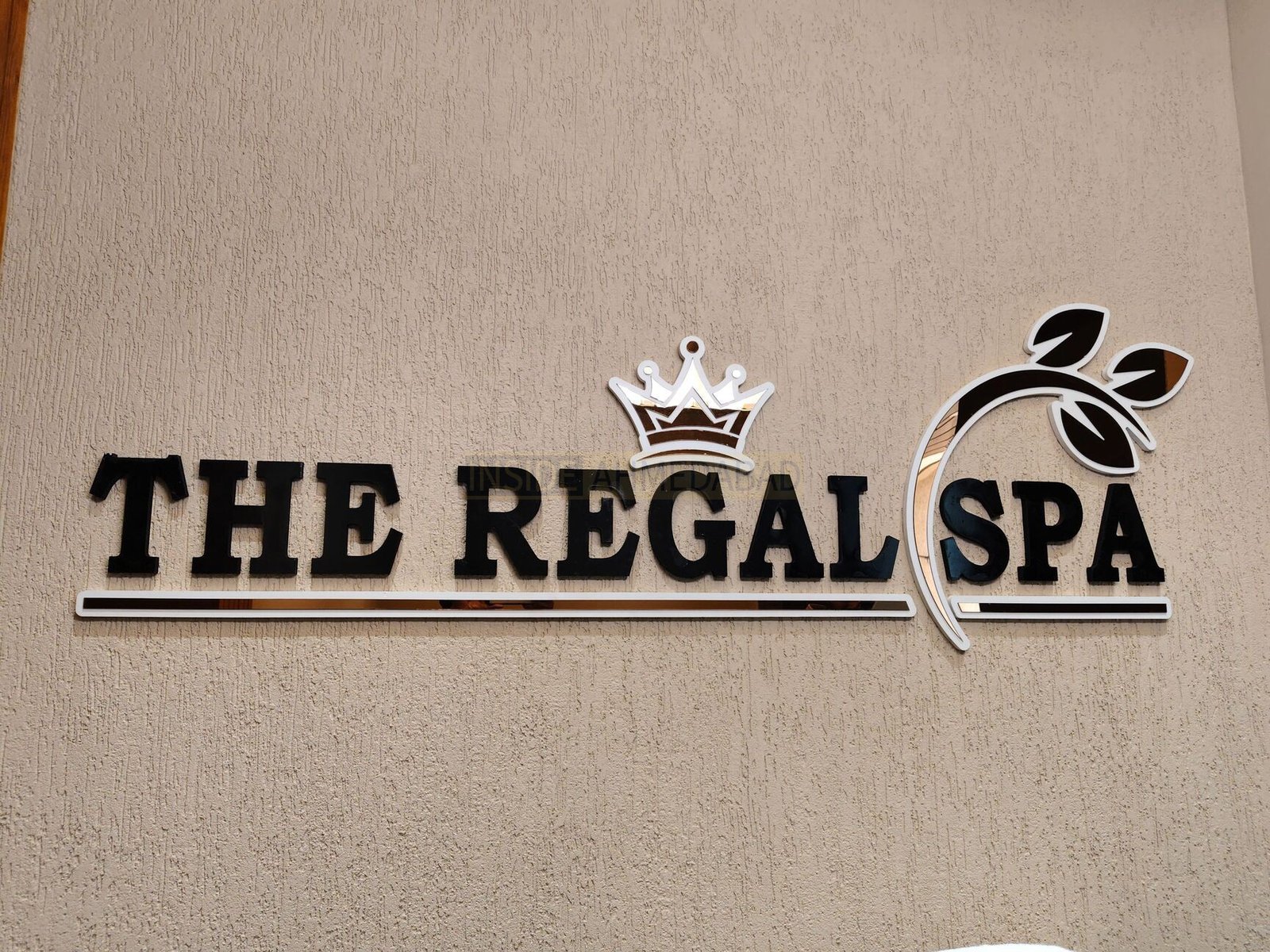 The Regal Spa in Memnagar in Memnagar