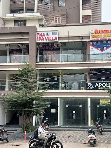The spa villa in Bopal