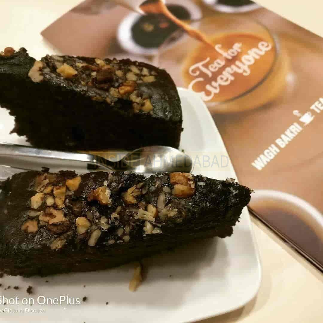 Wagh Bakri Tea Lounge in Navrangpura
