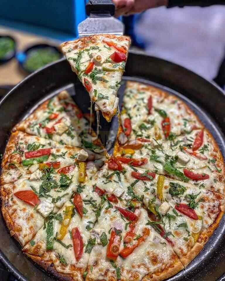William John's Pizza in Bodakdev