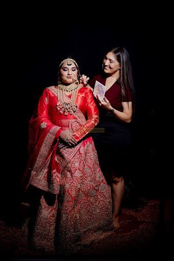 Yamini Makeover Salon in Gota